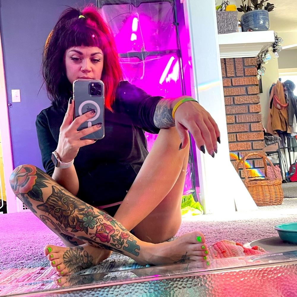 Meet your Posher, Wendy